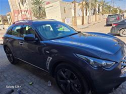 Infiniti FX
